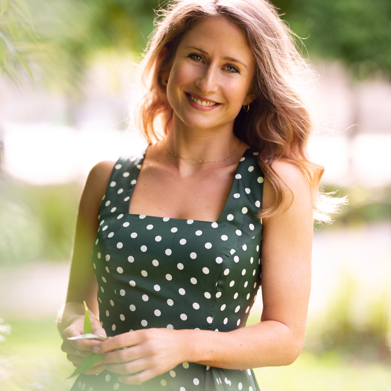 Portrait naturel et authentique pour application de rencontre à Paris